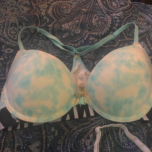 Victoria’s Secret Pink bra bundle 34D - Picture 5 of 5